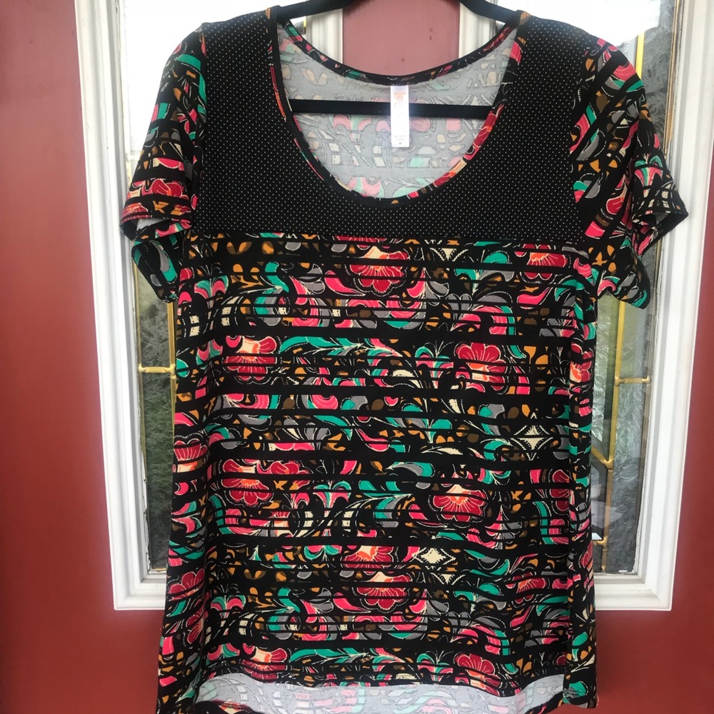 SOLD!!! Med LuLaRoe ClassicT Stripes Floral NWT